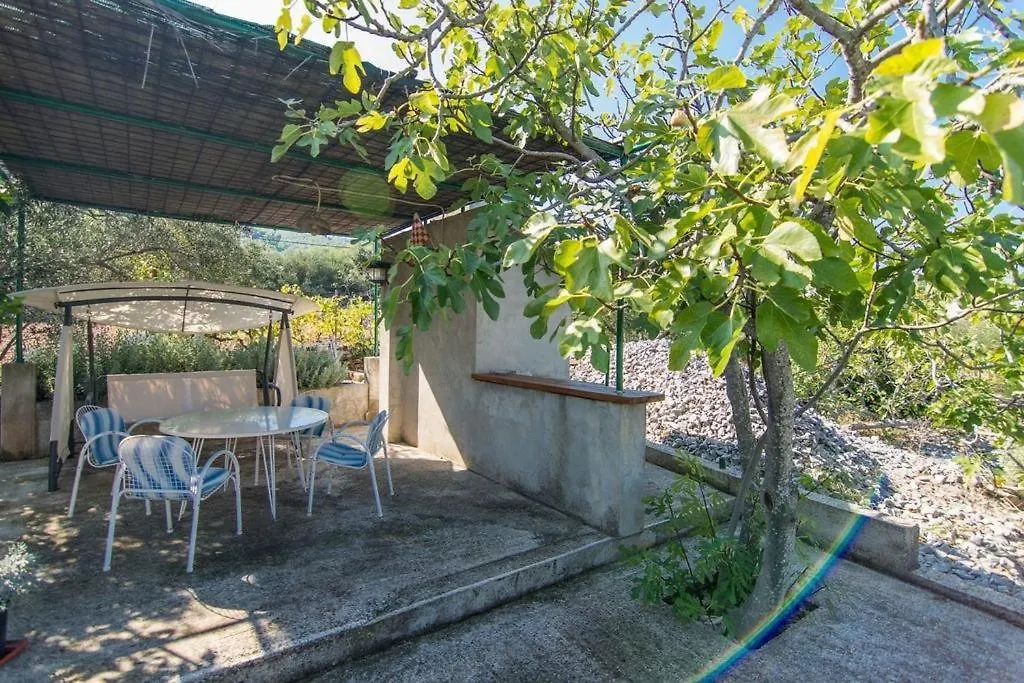 Apartment In Slatine With Sea View, Terrace, Air Conditioning, Wi-Fi Trogir